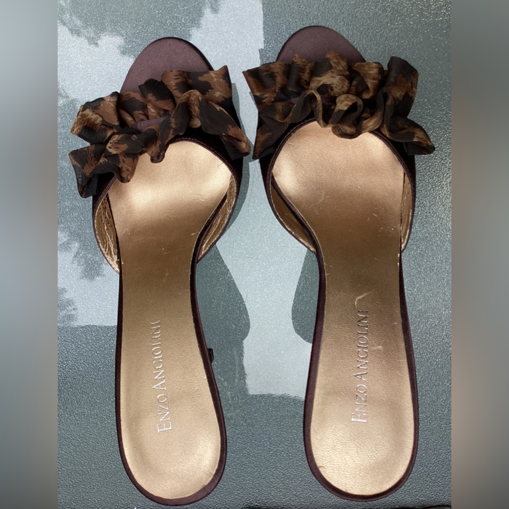 ENZO ANGIOLINI HEELS WN SZ 7
